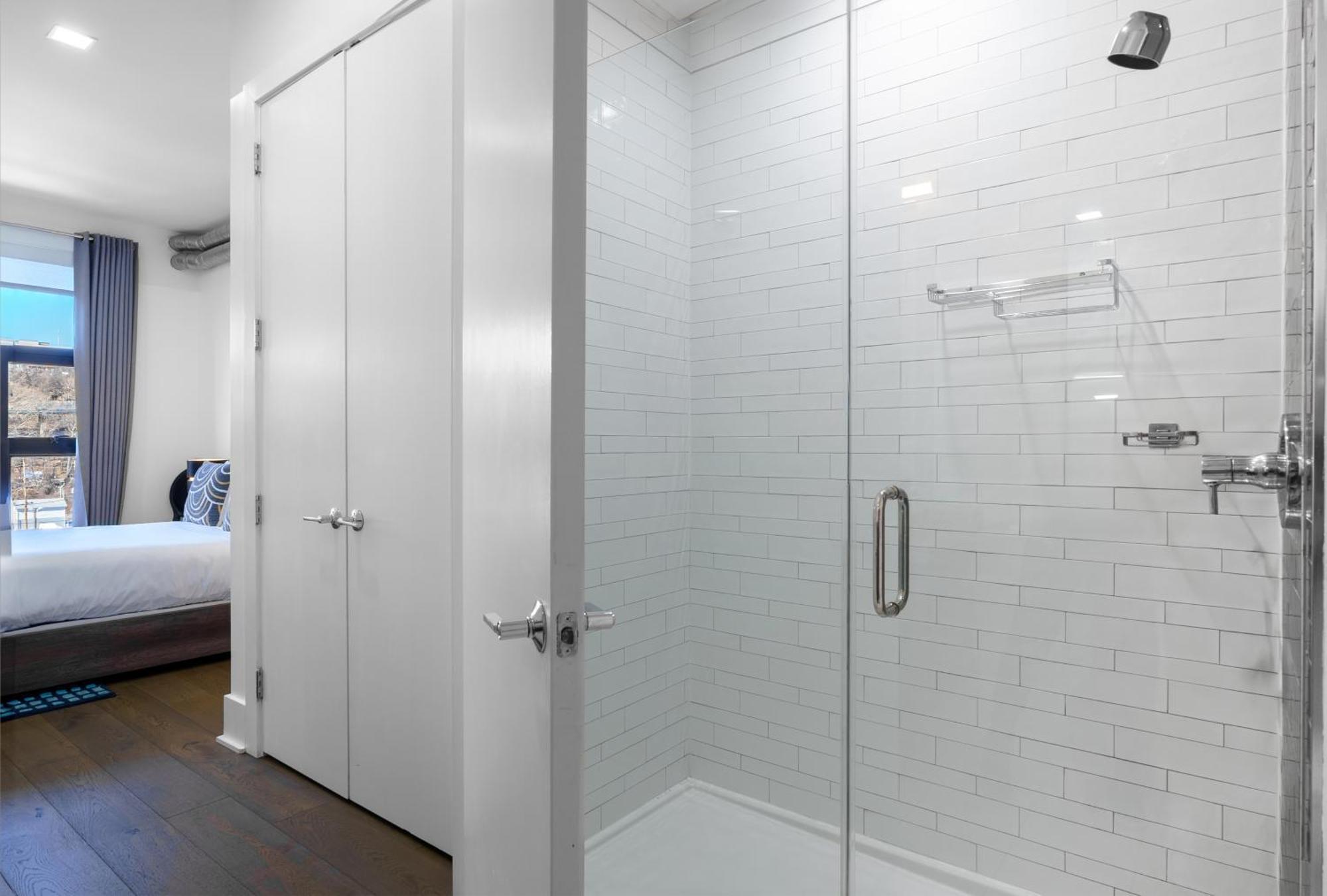 Dharma Home Suites Hoboken Exteriér fotografie